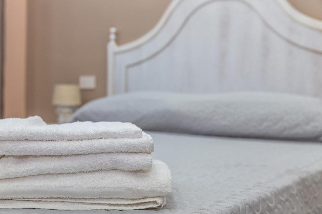B&B Da Chiara Tortolì Εξωτερικό φωτογραφία